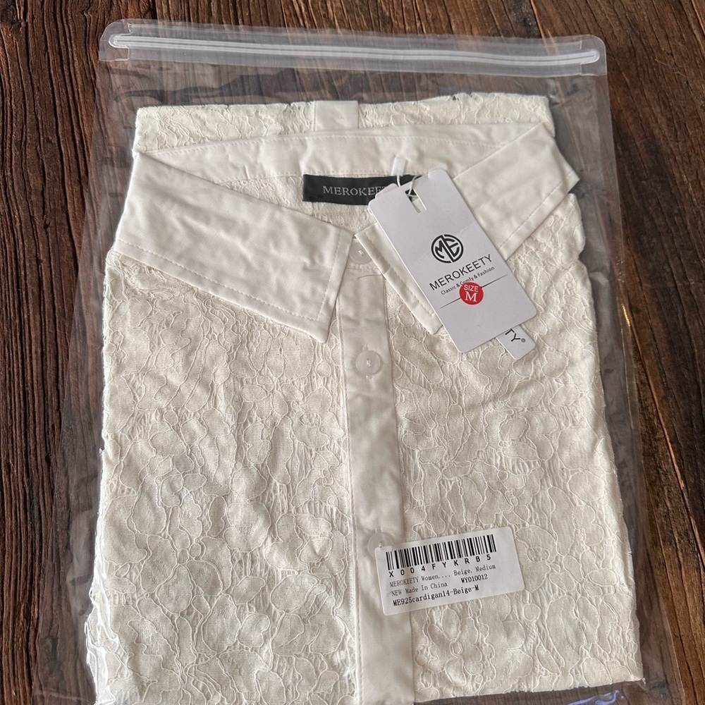 Women's White Lace Shacket - Picture 2 of 2